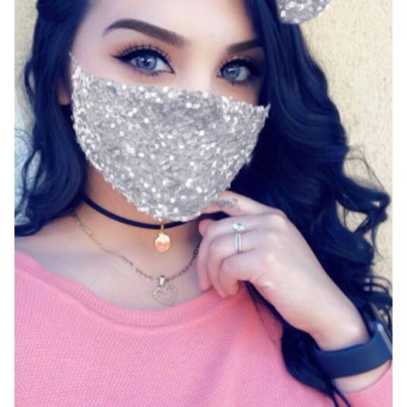 Meet your Posher, Maria - Picture 1 of 1